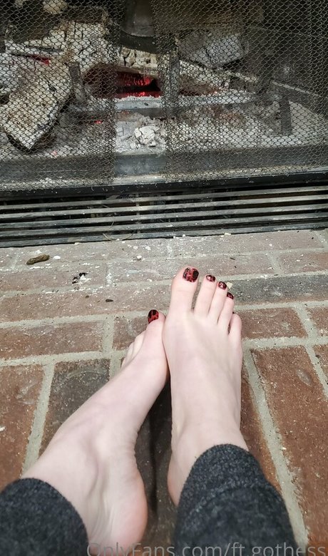 ft gothess schauspielerin hübsche galerie