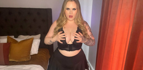 adoreashlynn nackt hübsche bilder