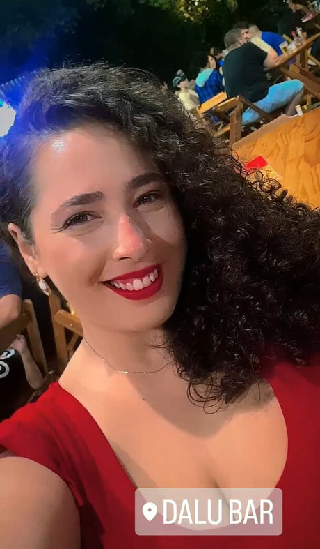 Maria T top exklusive foto