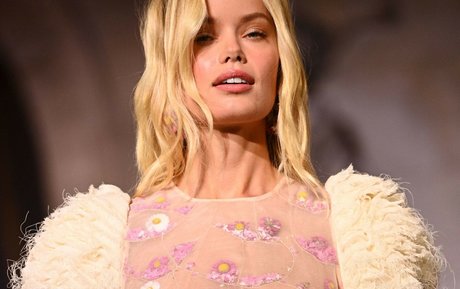 Frida Aasen nackt schöne foto