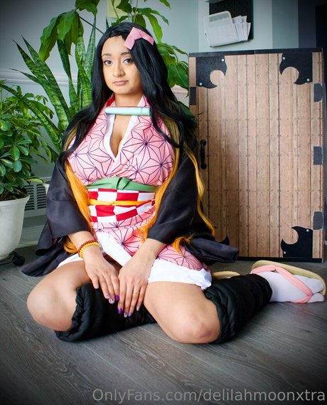 delilahmoonxtra xxx nackten bild