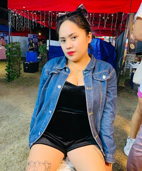 Joycen Artus xxx kunst galerien