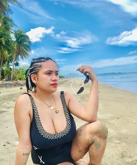 Joycen Artus akt foto