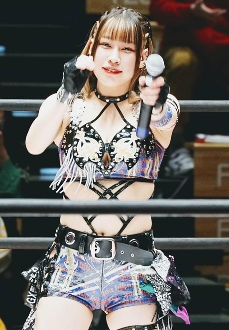 männliche promi-onlyfans erwachsene nackt bilder