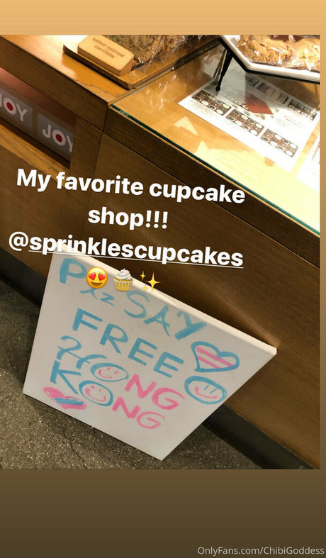 maihero nackt erotische foto