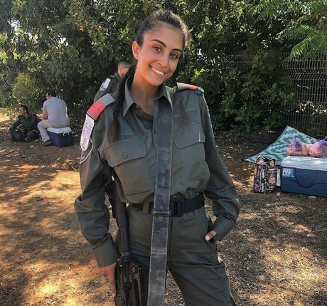 Shahar Halaf perfekte heiße fotos