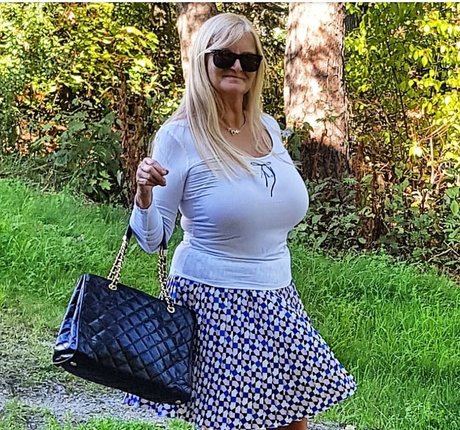 große titten milf onlyfans hübsche perfekte foto