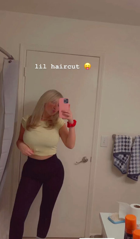 Kayla A xxx kunst galerien