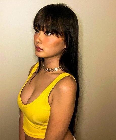 LittleBunnyBabie model nacktheit galerie