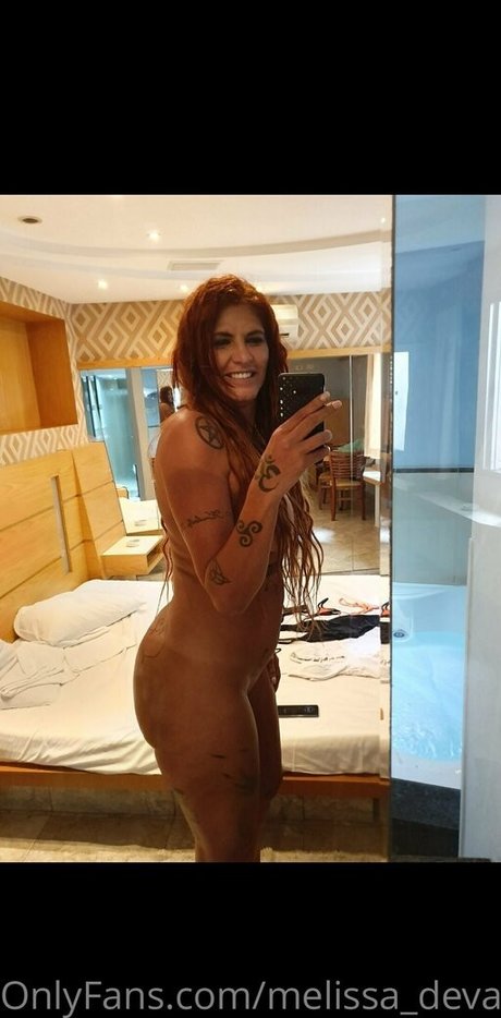 melissa devassaoficial model nacktheit foto
