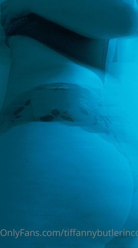 tiffannybutlerincognito schauspielerin perfekte bilder