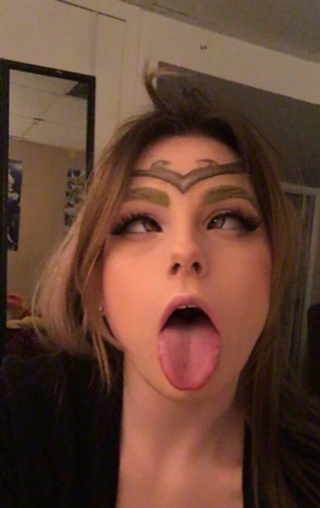 kurvige ebenholz-onlyfans perfekte kunst bilder