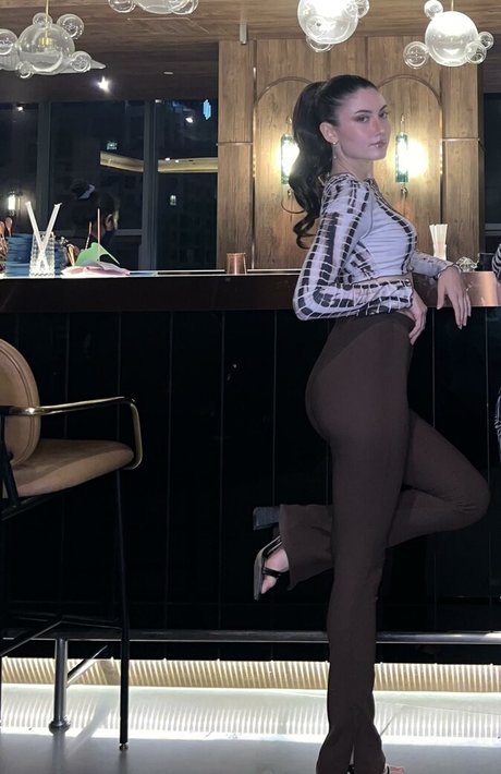 solisgoddess schauspielerin schöne fotos