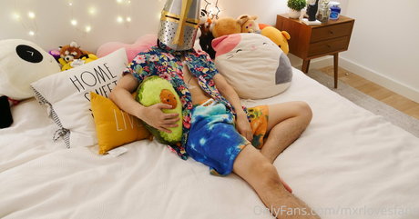 mxrlovesfans model exklusive galerien