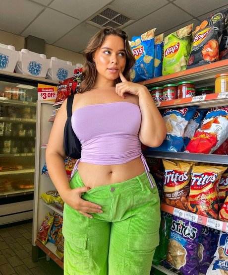 Venezia Cruz hd pornografische fotos