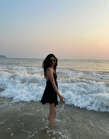 vollbusige rothaarige teen onlyfans hd nackte bild