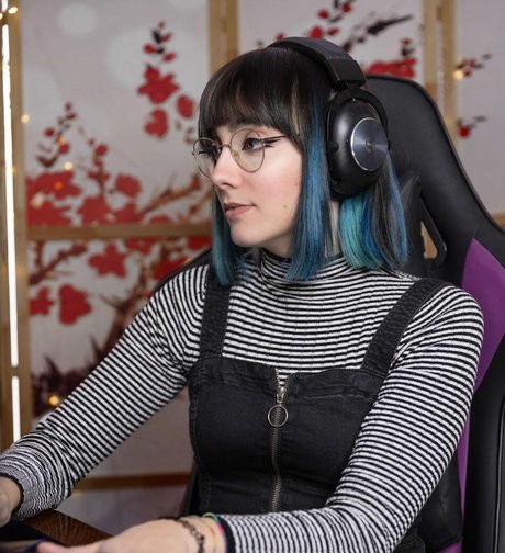 Giada Cristina Bessi exklusive kostenlose fotos