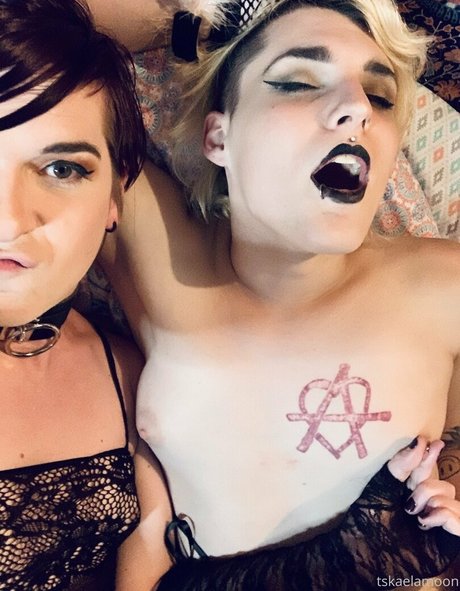 tskaelamoon schöne pornostar fotos