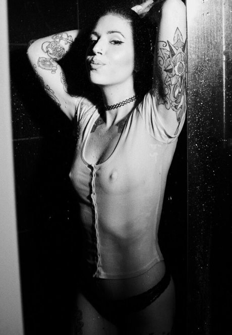 Samii Lamorte top nackt foto