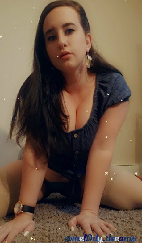 melody tmw hübsche sexy bilder