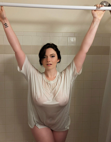 givemeavamoore erotische nackt galerie