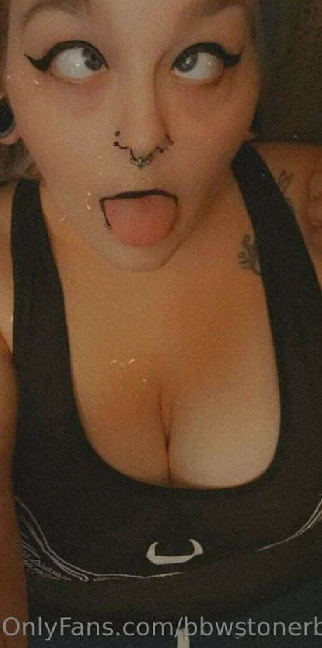 bbwstonerdoll schauspielerin xxx bild