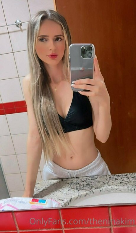 theninakim erotische xxx bild
