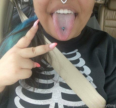 aku everything kunst freie galerie