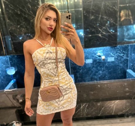 Lais Gabrielli schöne sexy bild