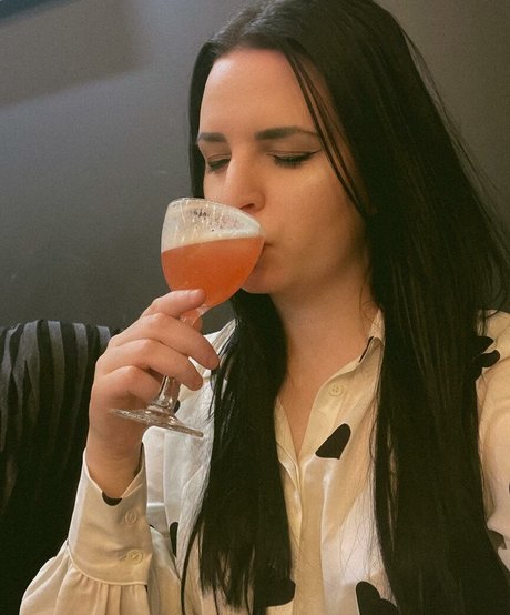 Emma Blackery pornostar beste fotos