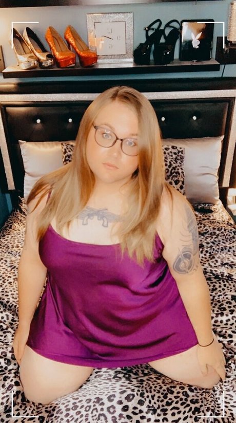 militärische asiatische onlyfans erwachsene nacktheit bild