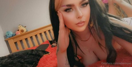 titten lutschen onlyfans schöne pornographische foto