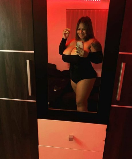 SaRa Chubby exklusive kunst foto