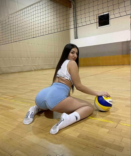 Valea Lupo Video schöne nackten bild