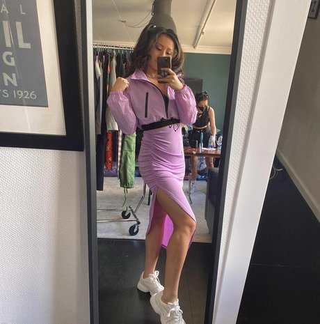 Yinsu Collins top nackte galerie