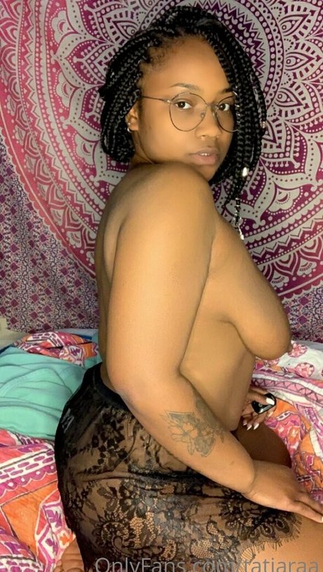 tatiaraa hübsche erwachsene galerien