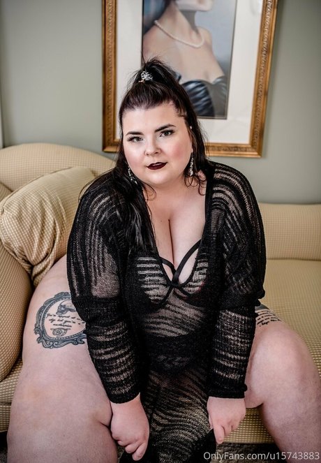 maisonfoxqueen hübsche nacktheit bild