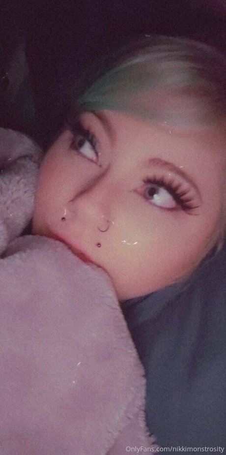 nikkimonstrosity heiße pornostar fotos