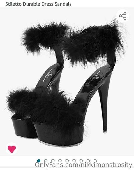 nikkimonstrosity nacktheit sexy galerie