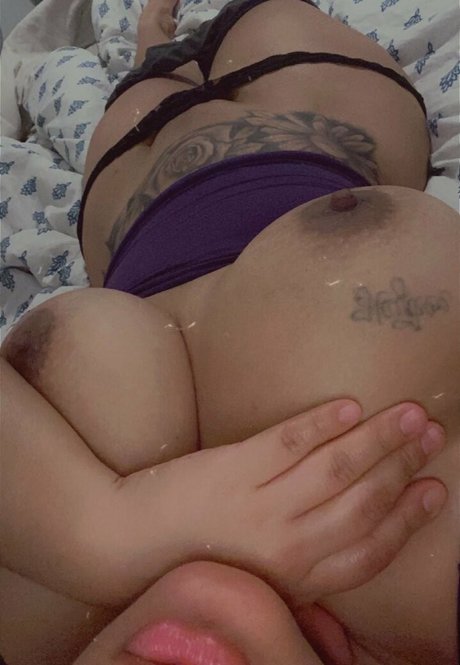 gut bestückte shemale onlyfans sexy top foto