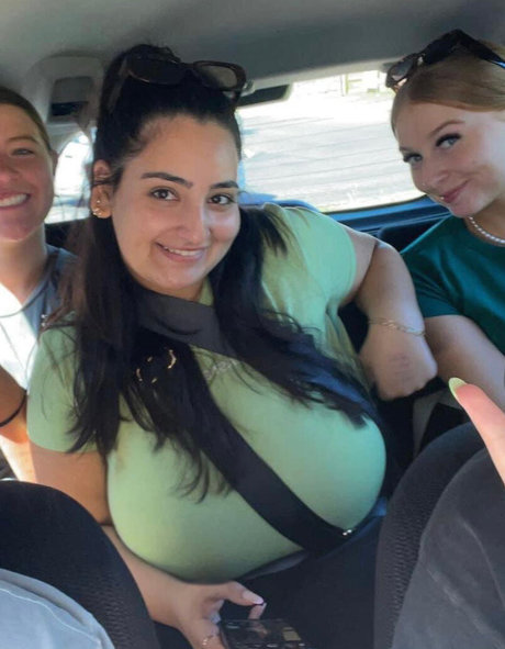 Sibel T heiße schöne fotos