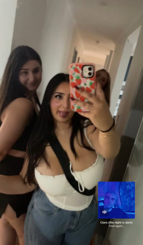 Sibel T kunst nackte foto