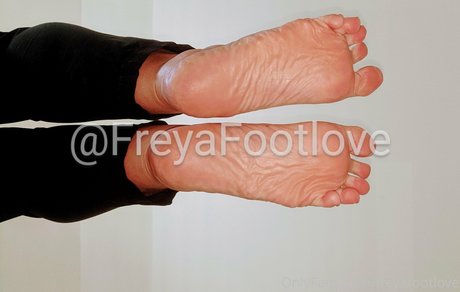 freyafootlove nackten archiv