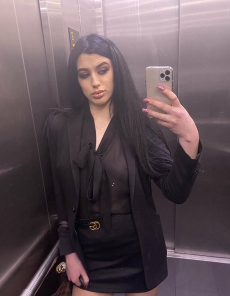 mistresskarina schauspielerin porno foto