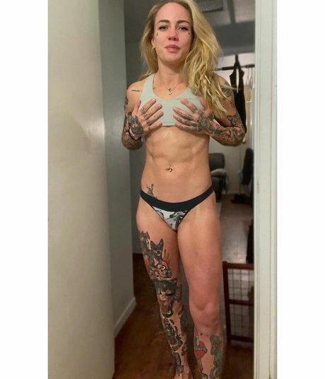 Jessy Jess hd porno bilder