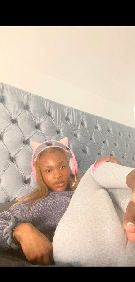 blonde titten nur fans porno nackt foto