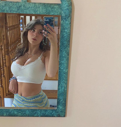 BustyBri kostenlose sexy galerie