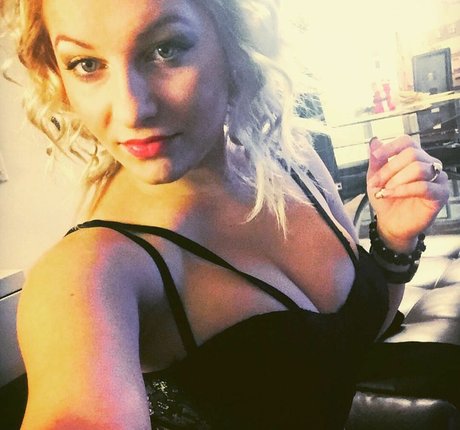 Mirjana Matic pornographische bild