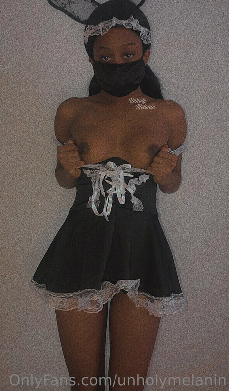 unholymelanin hübsche erotische bild