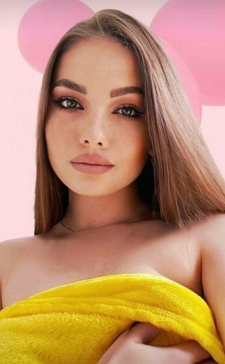 asiatische domina onlyfans nackte galerien